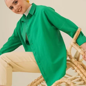 103901 Chemise oversize basique modeste pour femme