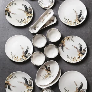Service de petit-déjeuner en porcelaine New Bone « Fleurs des Champs » 32 pièces pour 6 personnes