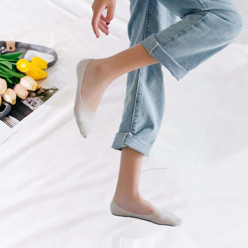 5 paires de chaussettes invisibles et antidérapantes en coton pour femme – Image 9
