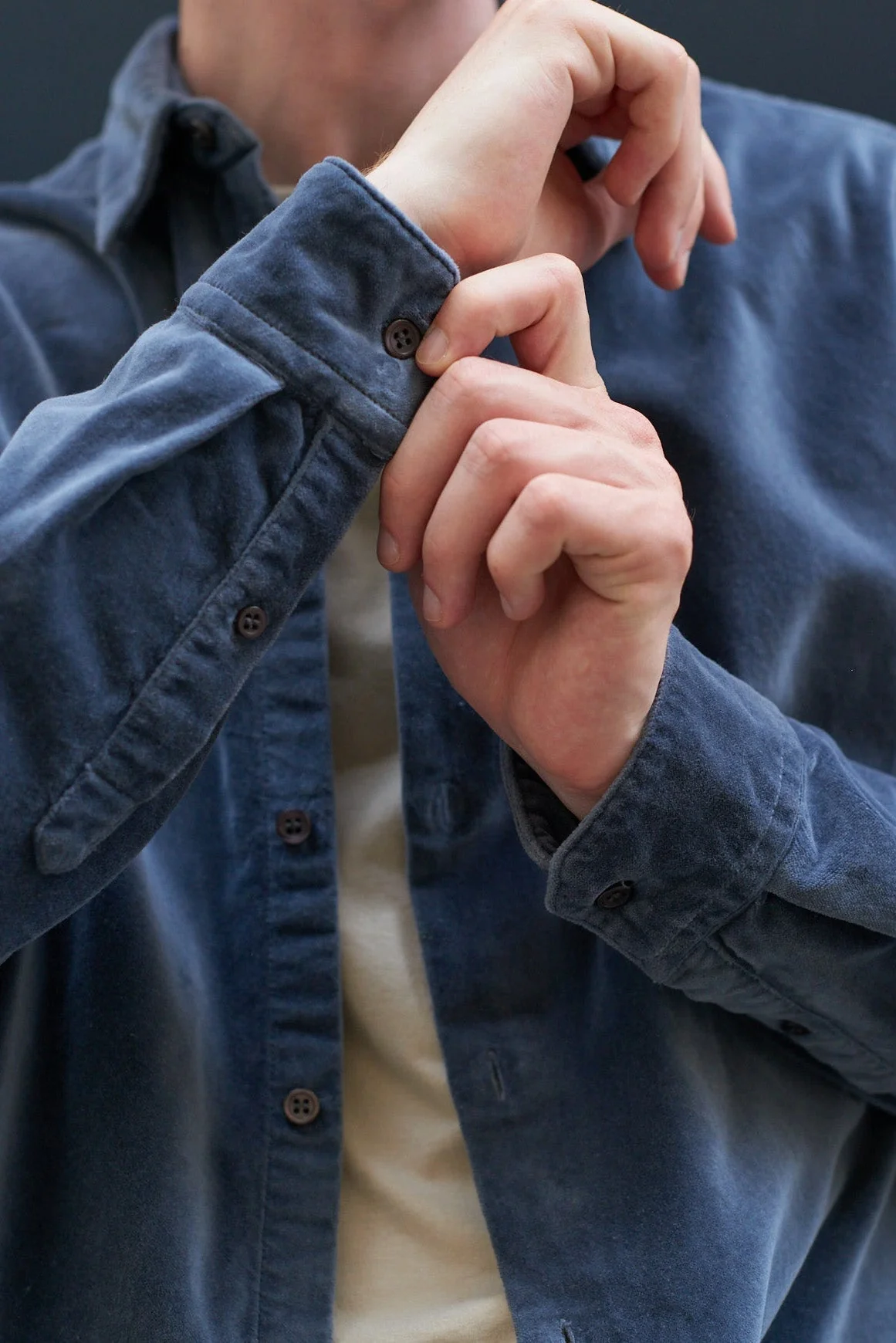 ESTRAN - Indigo – Image 4