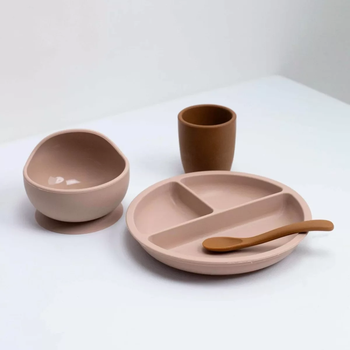 3KG7 – Coffret repas 4 pièces sable – Image 2