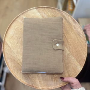 Protège carnet de santé gaze de coton Marron