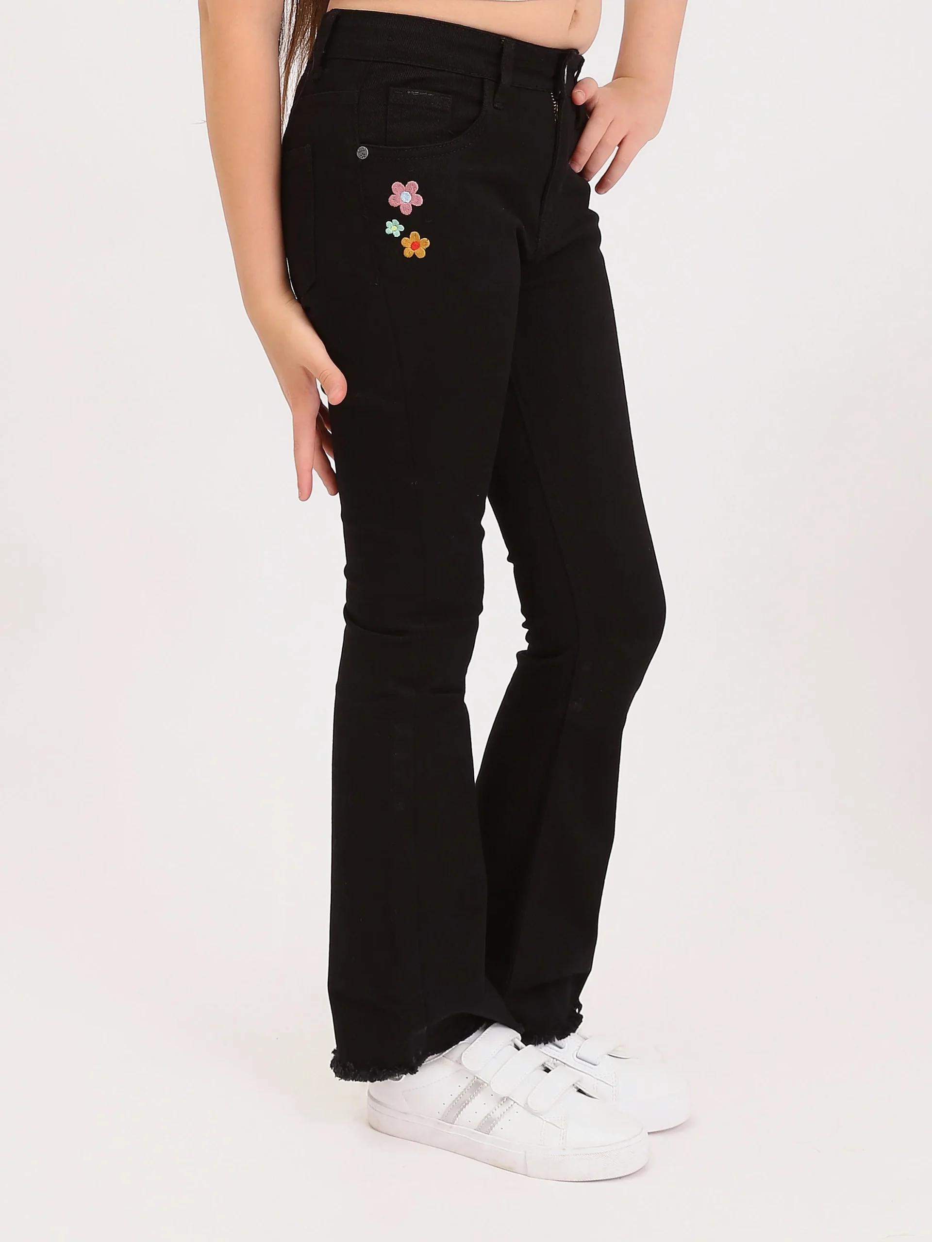 Jean fille ado bootcut avec broderie fleurs et finition effilochée - JNS25GSIW71404MR1 – Image 9