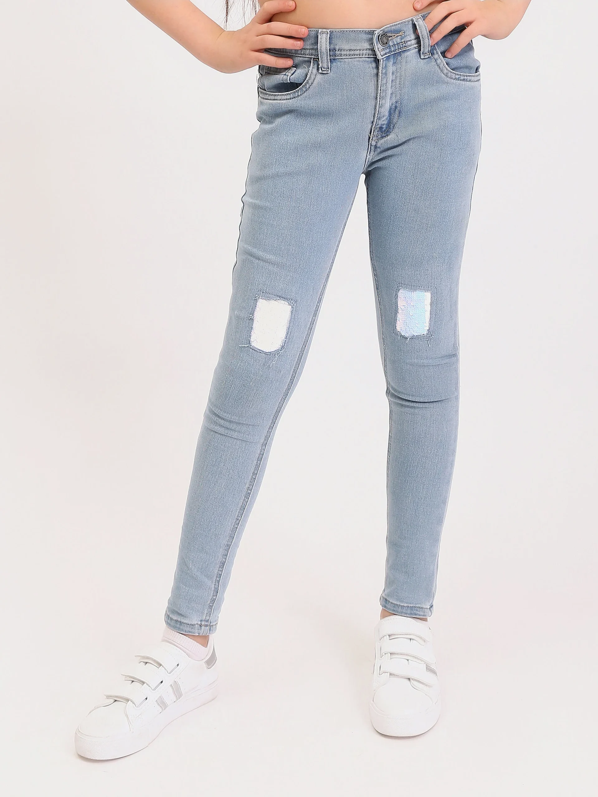 Jean Skinny Ado Fille Bleu Clair – Coupe Slim Stretch avec Détails Patchs - JNS25SKNE70568MR1 – Image 2