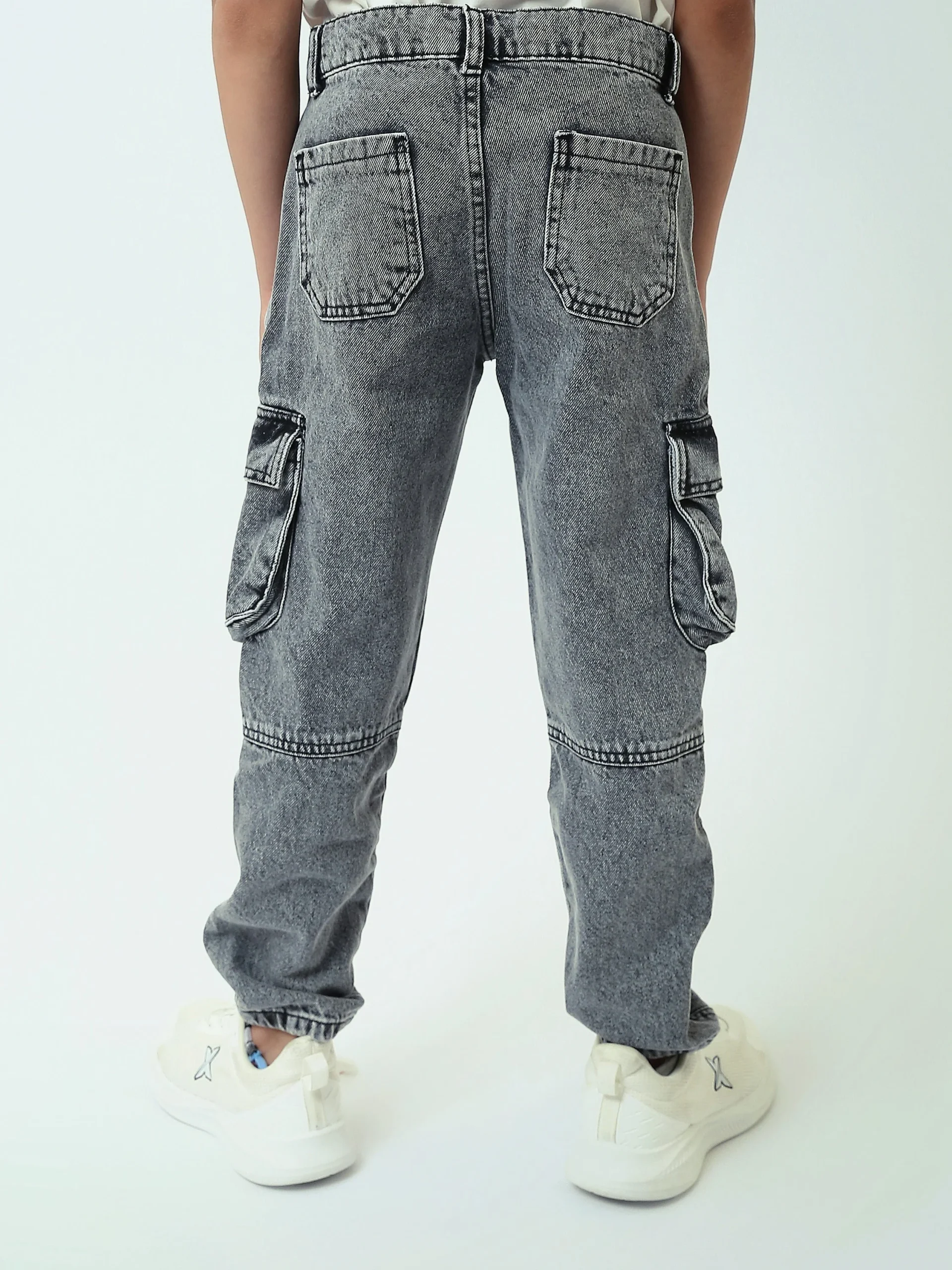 Jogger garçon style cargo en denim délavé avec poches latérales - JOG25GDWL24295TB1 – Image 6