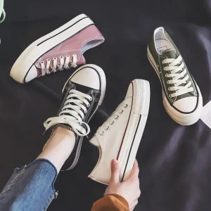 Chaussure Femme Casual avec Semelle Épaisse – Look Jeune et Élégant