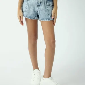 Short en jean fille bleu clair style cargo – poches à rabat - SHR24SDWC70578MG1