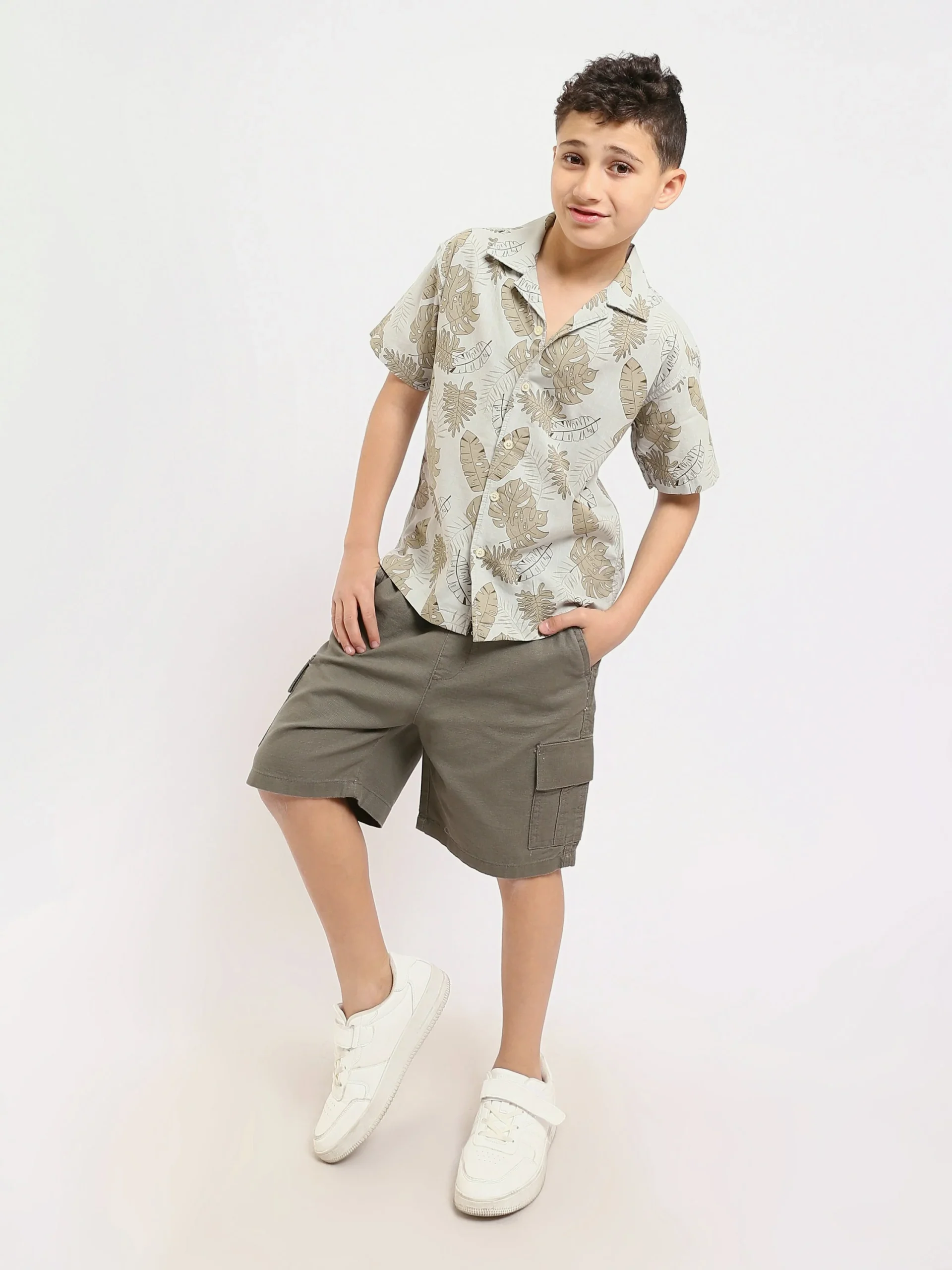 Short cargo garçon avec taille élastique et cordon – SHR24SGBC23168TB1 – Image 8