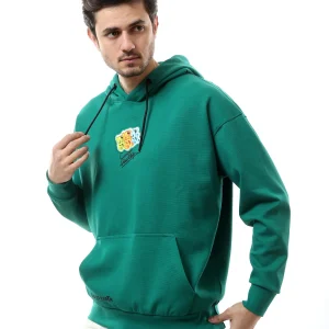 Hoodie homme oversize avec design moderne et imprimé unique sur le torse - SWS24WHNK26082TM1