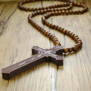Collier avec croix homme