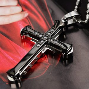 Collier croix homme