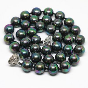 Collier de grosses perles