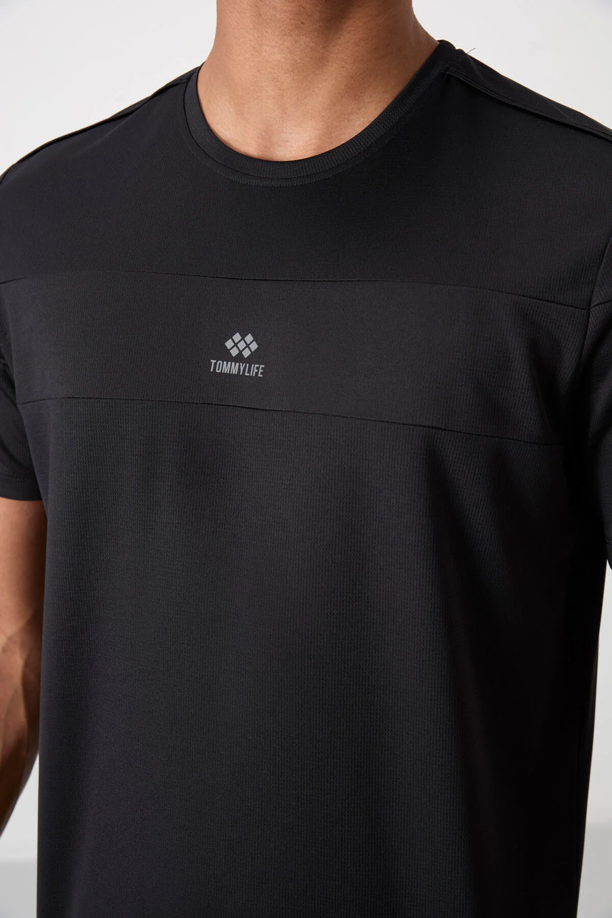 T-shirt homme performance respirant en polyester stretch - 88396 – Image 4