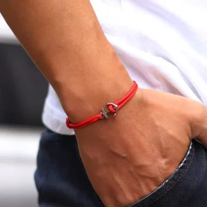 Bracelet avec une ancre